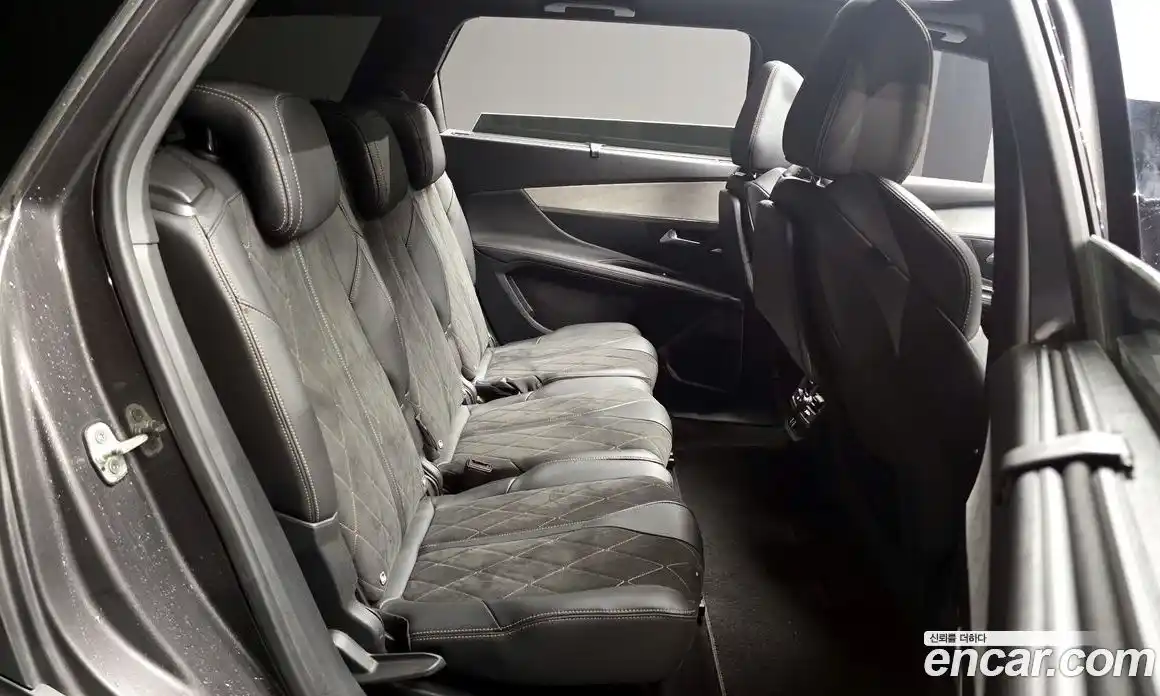 Peugeot 5008 2020 2.0 гидро в Москве № 1324418, фото 11