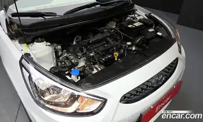 Hyundai Accent 2017 1.4 гидро в Москве № 1341880, миниатюра 6