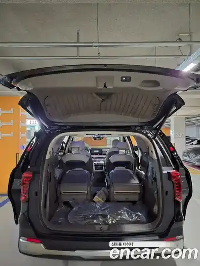 Kia Canival 2025 1.6 Автомат в Москве № 1342460, миниатюра 4