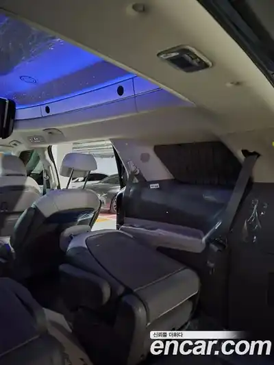 Kia Canival 2025 1.6 Автомат в Москве № 1342460, миниатюра 5