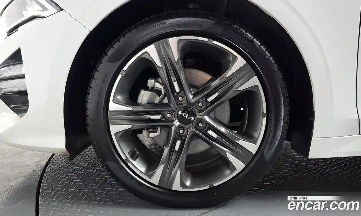 Kia K5 2023 1.6 Автомат в Москве № 1342657, фото 5