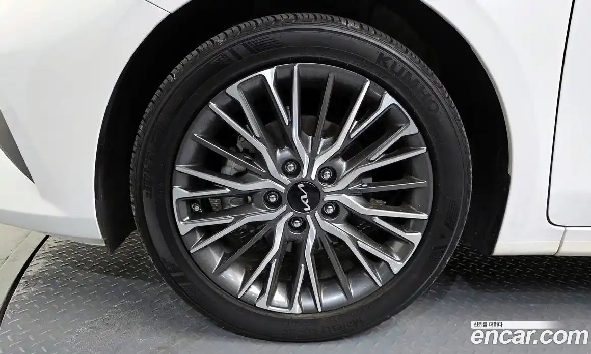 Kia K3 2023 1.6 Автомат в Москве № 1342668, фото 5