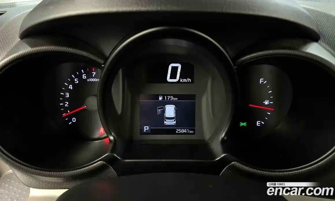 Kia Ray 2021 1.0 Автомат в Москве № 1342793, фото 8