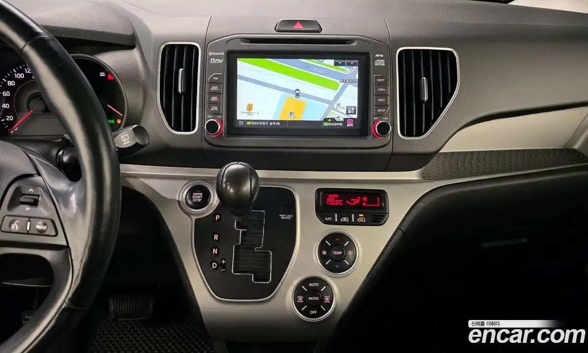 Kia Ray 2014 1.0 Автомат в Москве № 1342796, фото 20