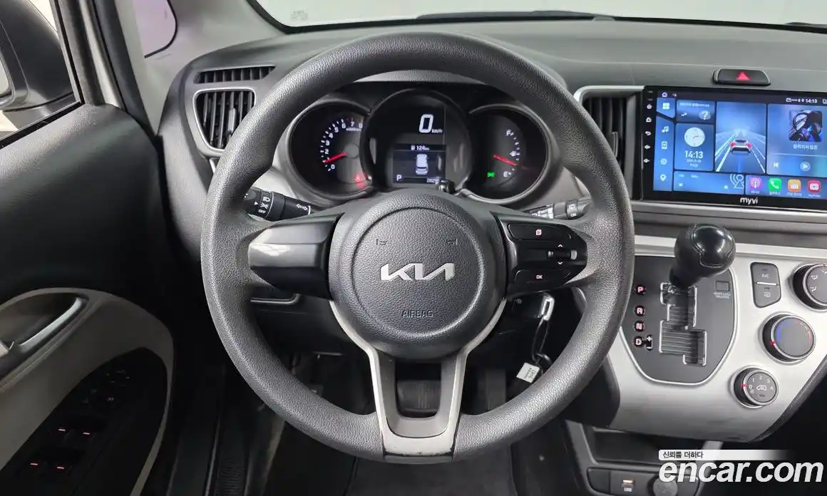 Kia Ray 2022 1.0 Автомат в Москве № 1342825, фото 13