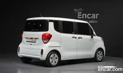 Kia Ray 2022 1.0 Автомат в Москве № 1342825, миниатюра 2