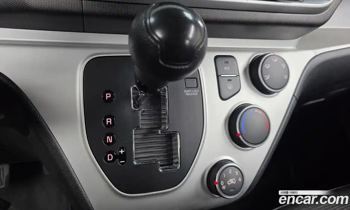 Kia Ray 2022 1.0 Автомат в Москве № 1342825, фото 9