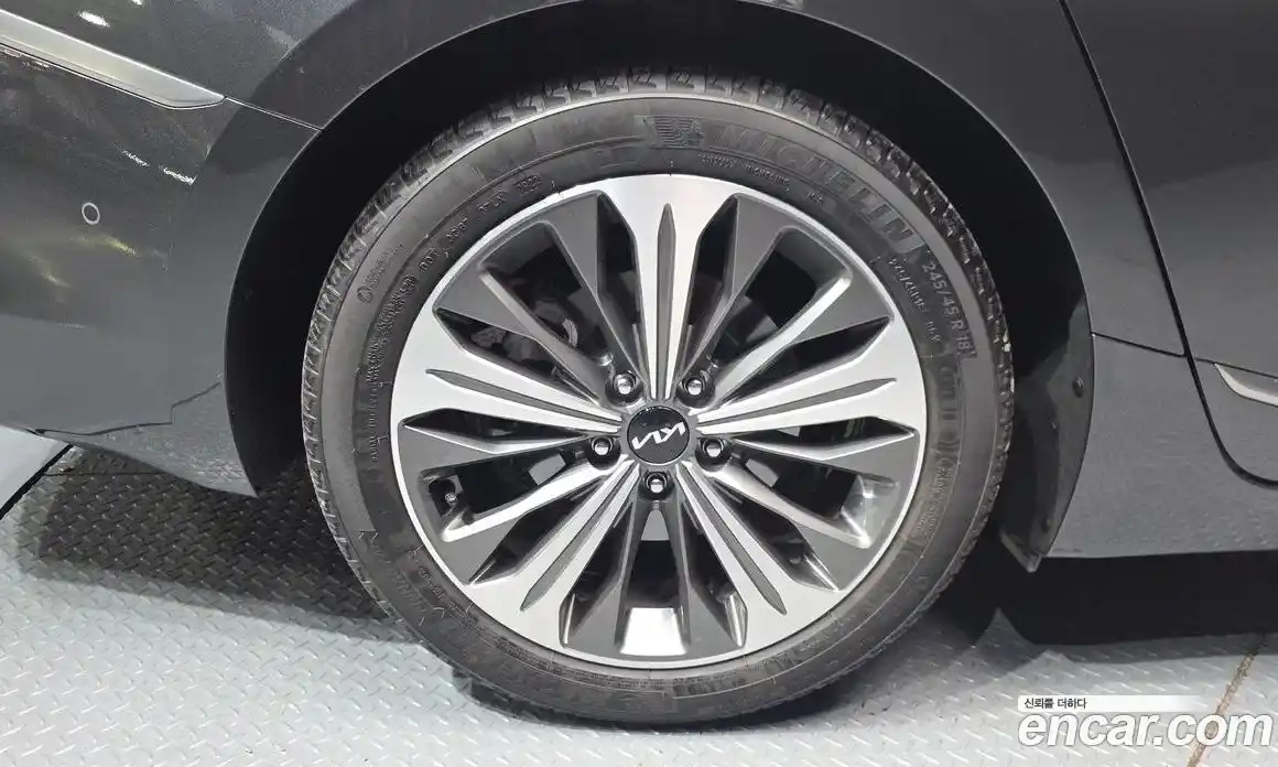 Kia K8 2022 2.5 Автомат в Москве № 1342833, фото 4