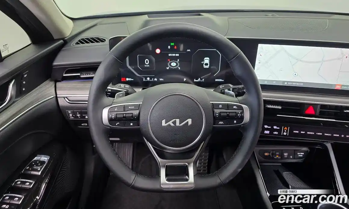 Kia K5 2024 1.6 Автомат в Москве № 1343043, фото 14