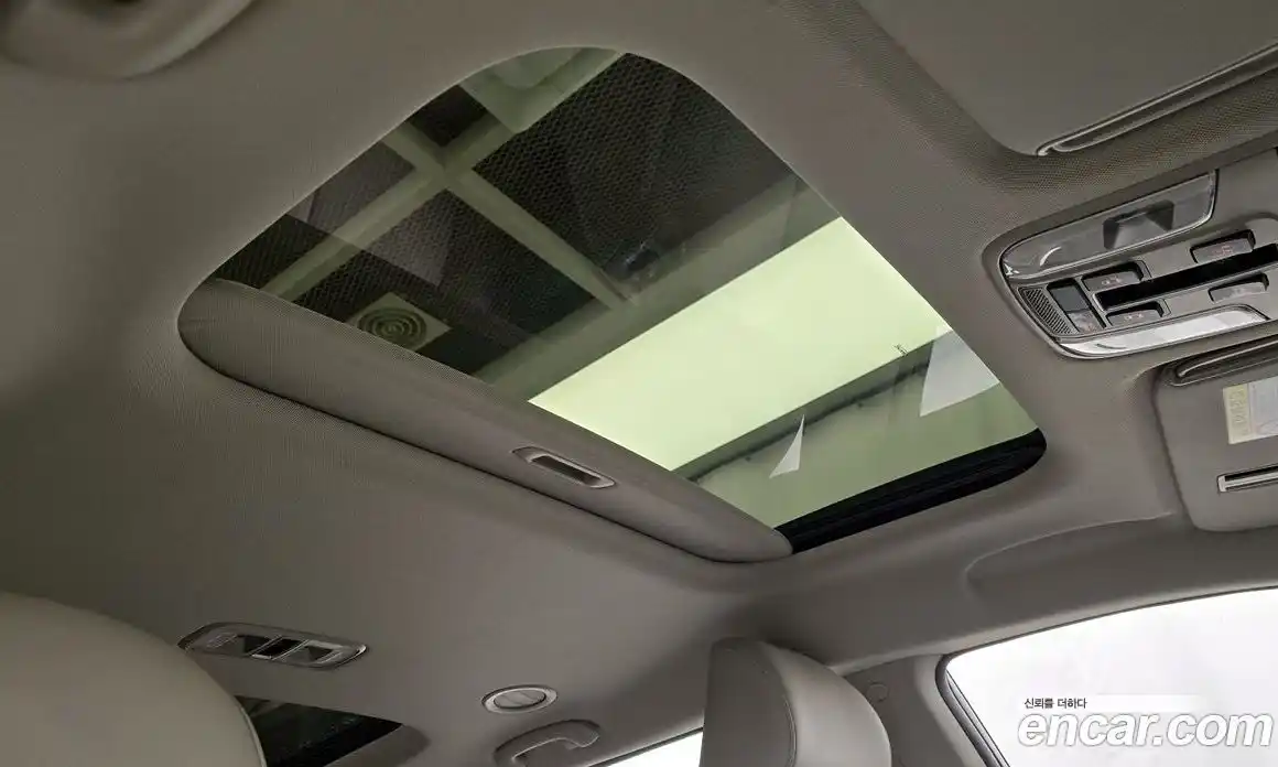 Kia Canival 2018 2.2 Автомат в Москве № 1343099, фото 16