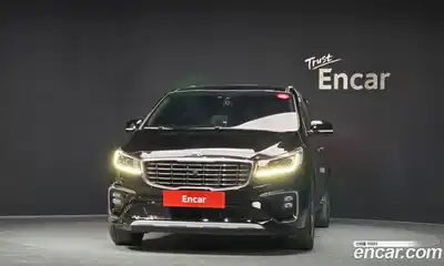 Kia Canival 2018 2.2 Автомат в Москве № 1343099, миниатюра 3