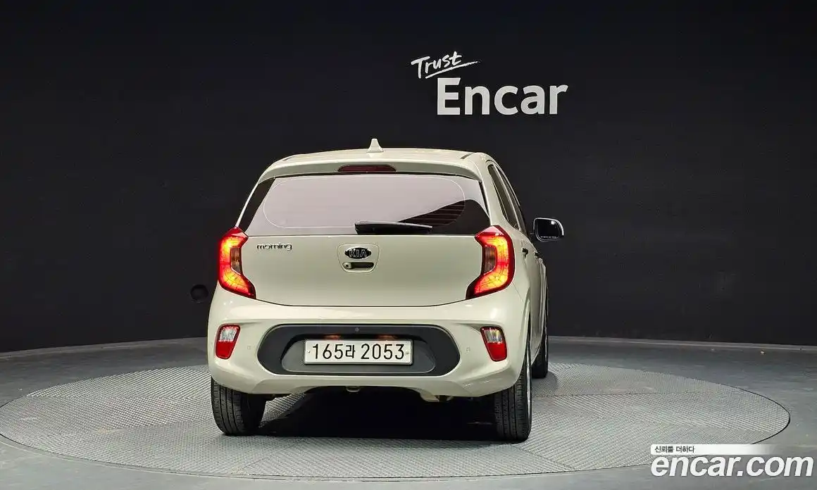 Kia Morning 2020 1.0 Автомат в Москве № 1343180, фото 4