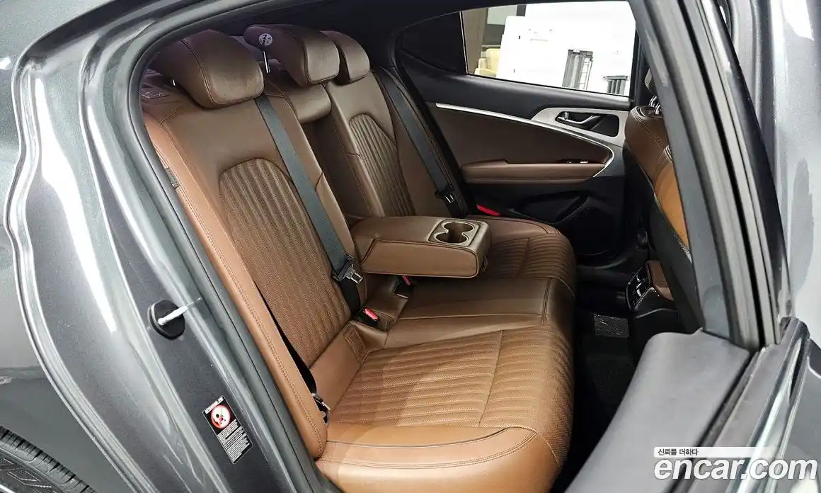 Genesis G70 2017 2.0 Автомат в Москве № 1343572, фото 11