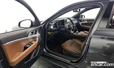 Genesis G70 2017 2.0 Автомат в Москве № 1343572, миниатюра 10