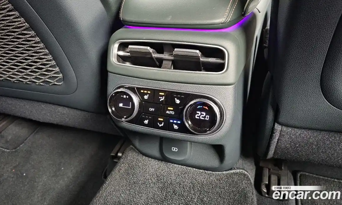 Genesis GV70 2021 2.5 Автомат в Москве № 1343632, фото 19