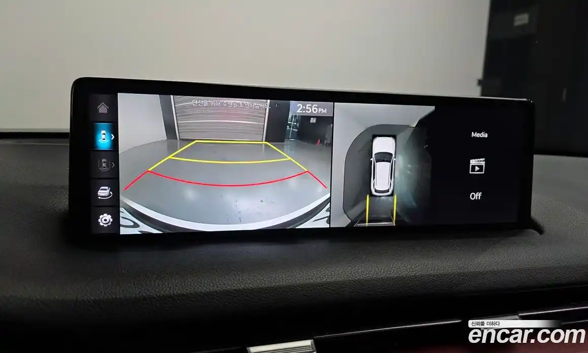 Genesis GV70 2021 2.5 Автомат в Москве № 1343639, фото 16