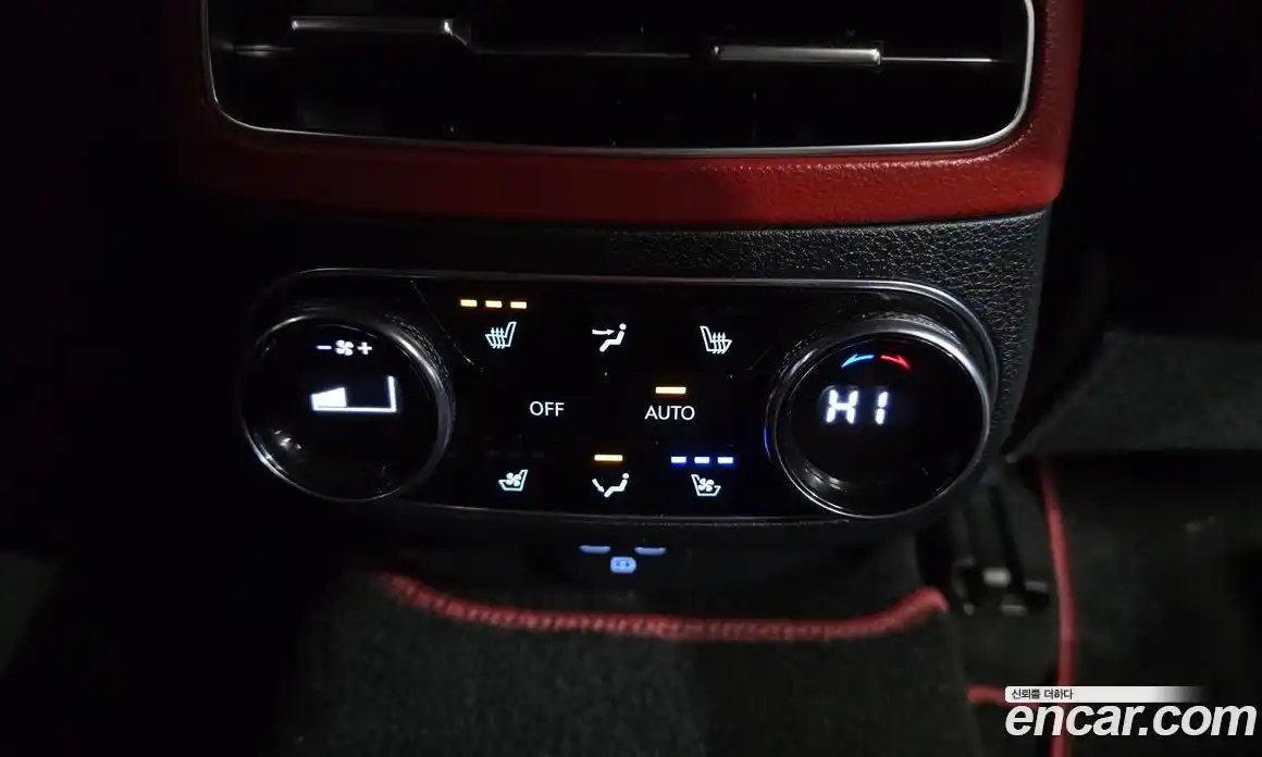 Genesis GV70 2021 2.5 Автомат в Москве № 1343639, фото 19