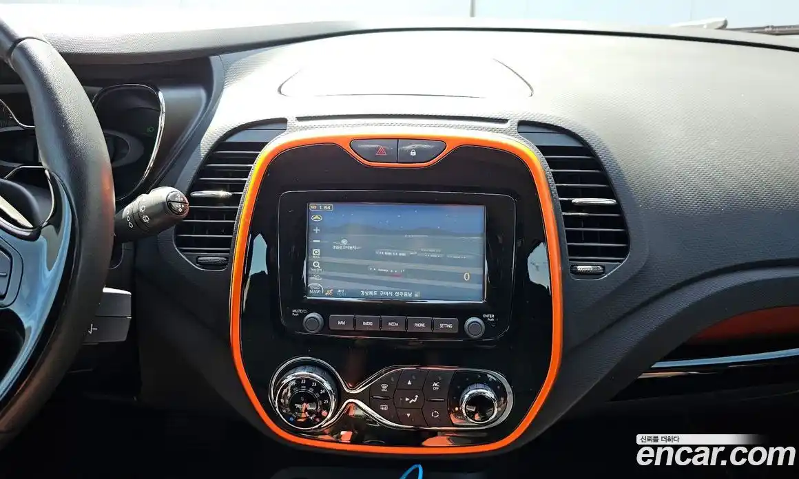 Renault QM3 2015 1.5 гидро в Москве № 1346277, фото 12