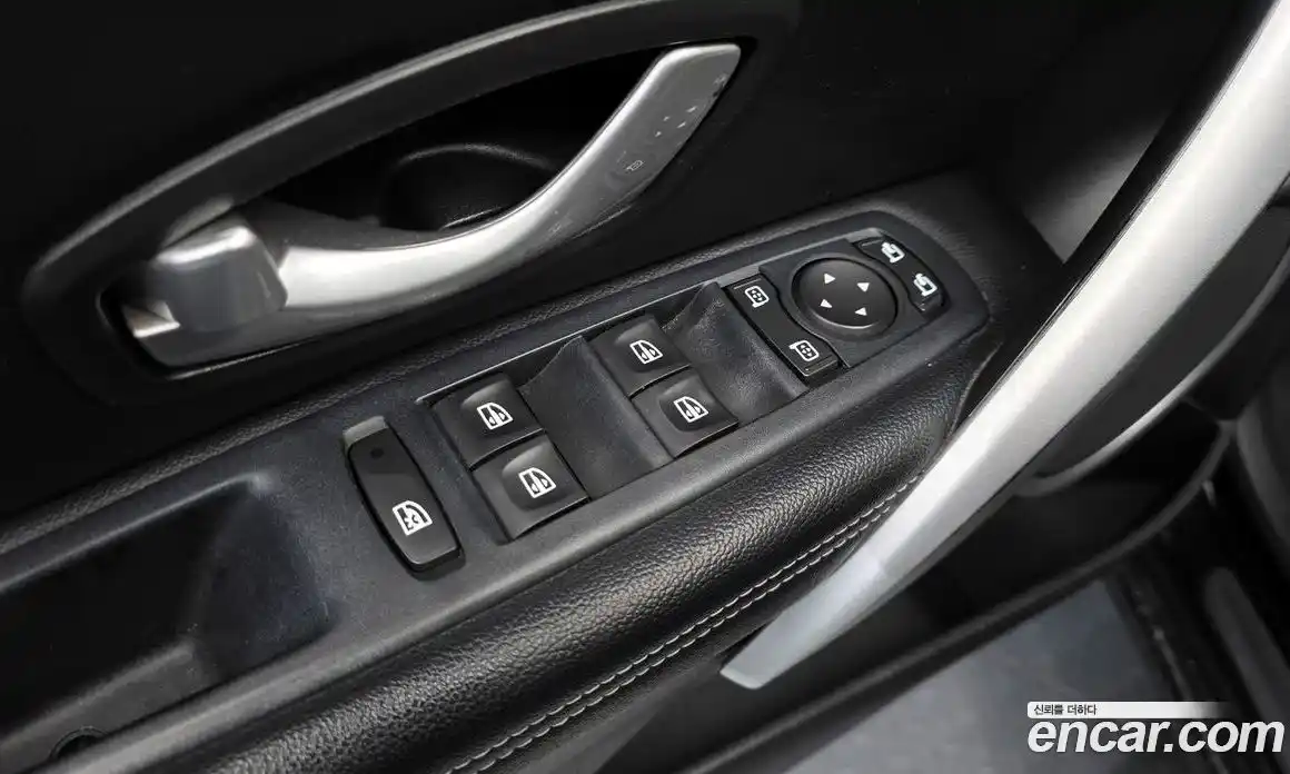 Renault SM3 2011 1.6 гидро в Москве № 1346617, фото 13