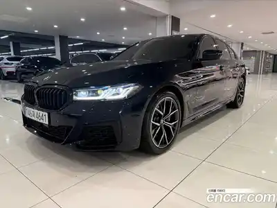 BMW 5-Series, 2023