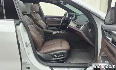 BMW 6-Series 2024 3.0 Автомат в Москве № 1347336, миниатюра 11