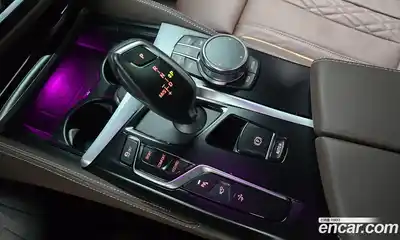 BMW 6-Series 2024 3.0 Автомат в Москве № 1347336, миниатюра 9