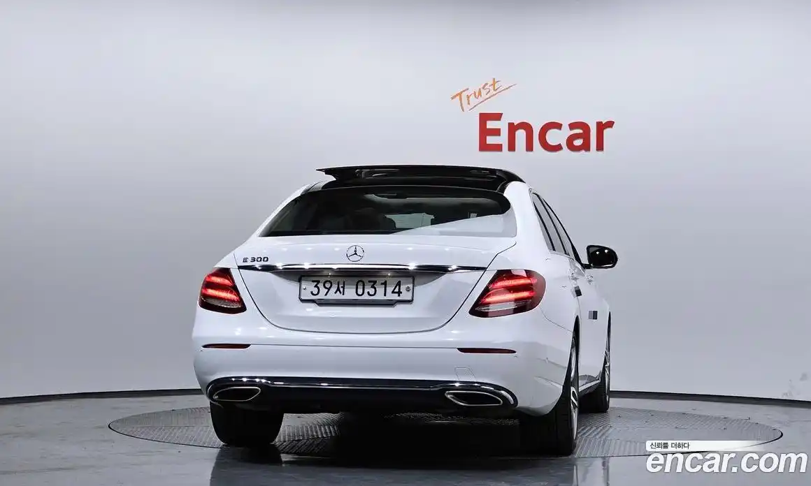Mercedes-Benz E-Class 2016 2.0 гидро в Москве № 1348143, фото 4