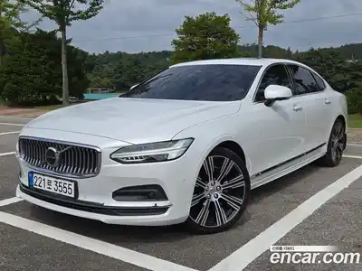 Volvo S90, 2022