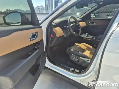Land Rover Range-Rover Velar 2025 3.0 гидро в Москве № 1349566, миниатюра 12
