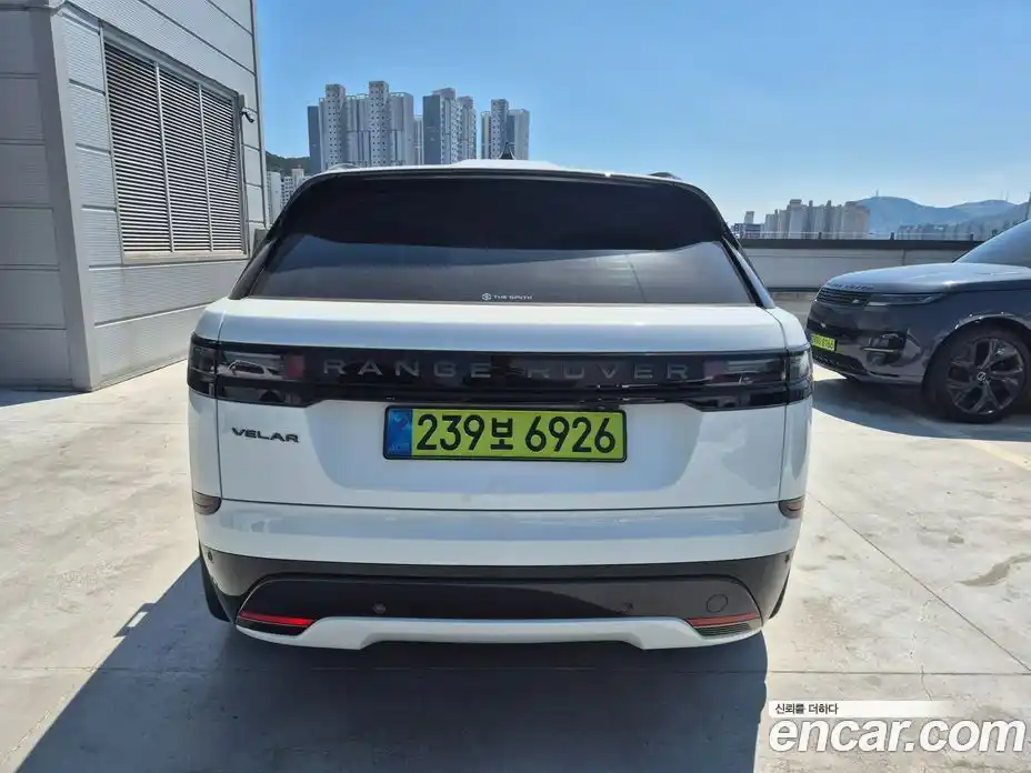 Land Rover Range-Rover Velar 2025 3.0 гидро в Москве № 1349566, фото 3