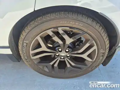 Land Rover Range-Rover Velar 2025 3.0 гидро в Москве № 1349566, миниатюра 4
