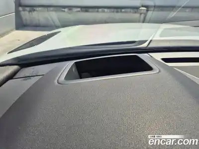 Land Rover Range-Rover Velar 2025 3.0 гидро в Москве № 1349566, миниатюра 8