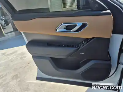 Land Rover Range-Rover Velar 2025 3.0 гидро в Москве № 1349566, миниатюра 10