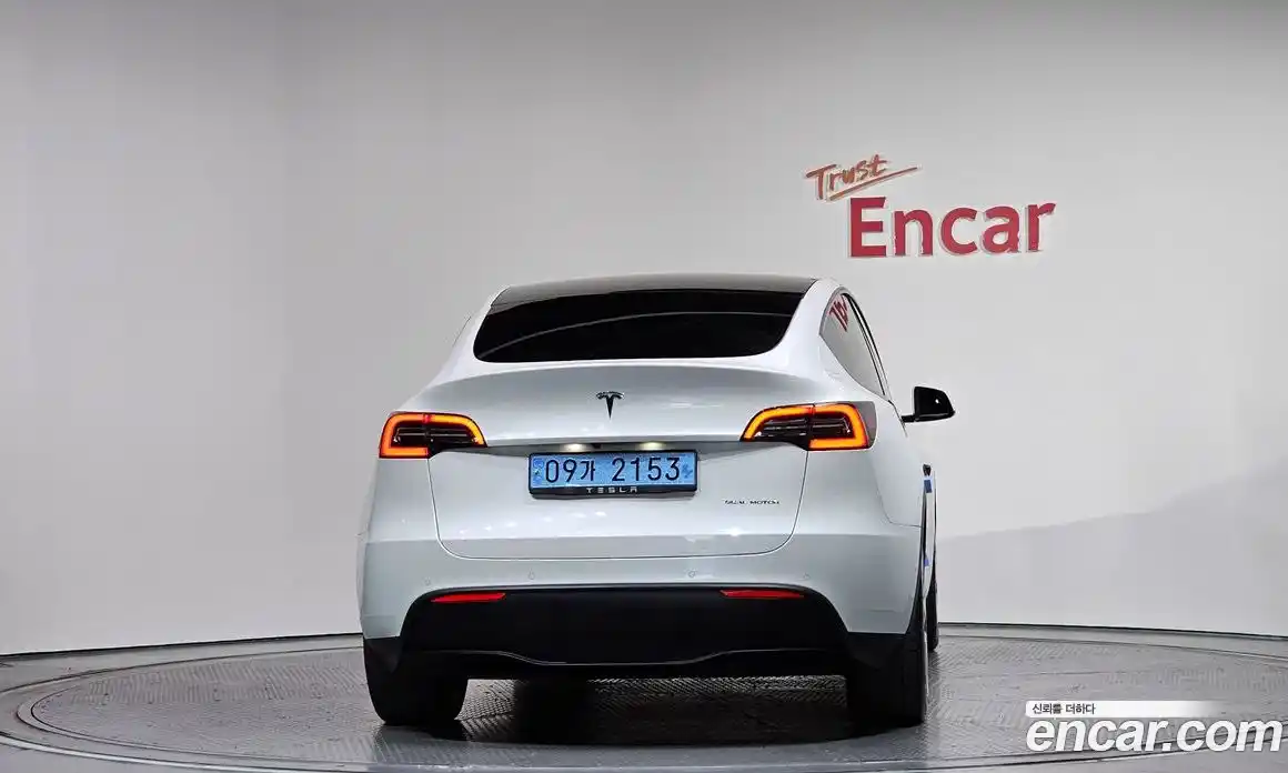 Tesla Model Y 2021 0.2 гидро в Москве № 1349927, фото 4