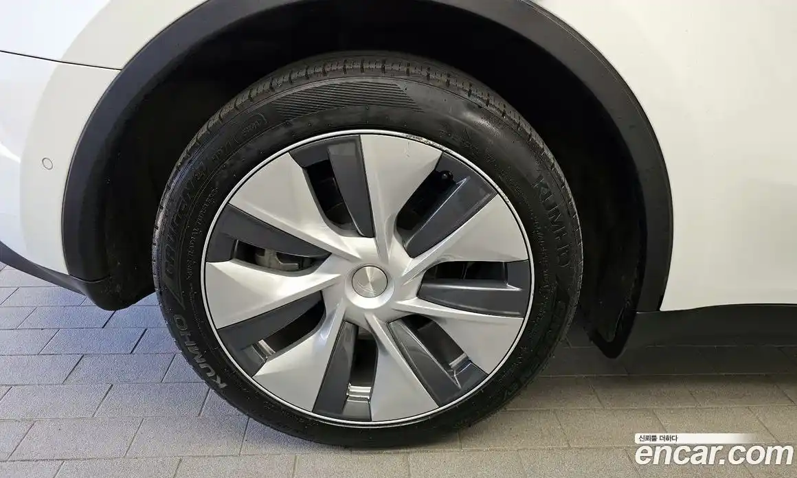 Tesla Model Y 2021 0.2 гидро в Москве № 1349927, фото 5