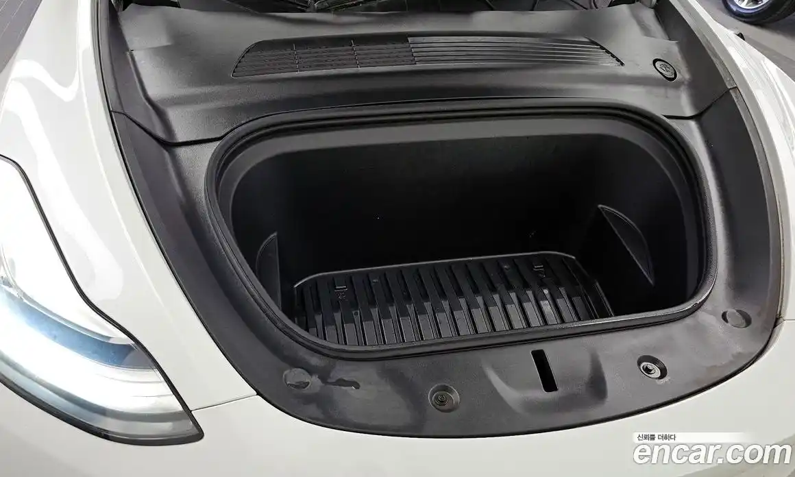 Tesla Model Y 2021 0.2 гидро в Москве № 1349927, фото 6