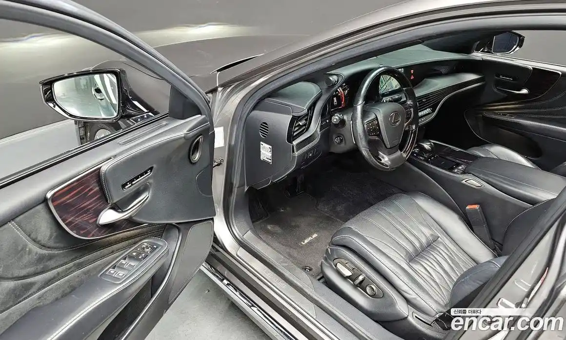 Lexus LS 2018 3.4 гидро в Москве № 1350127, фото 12