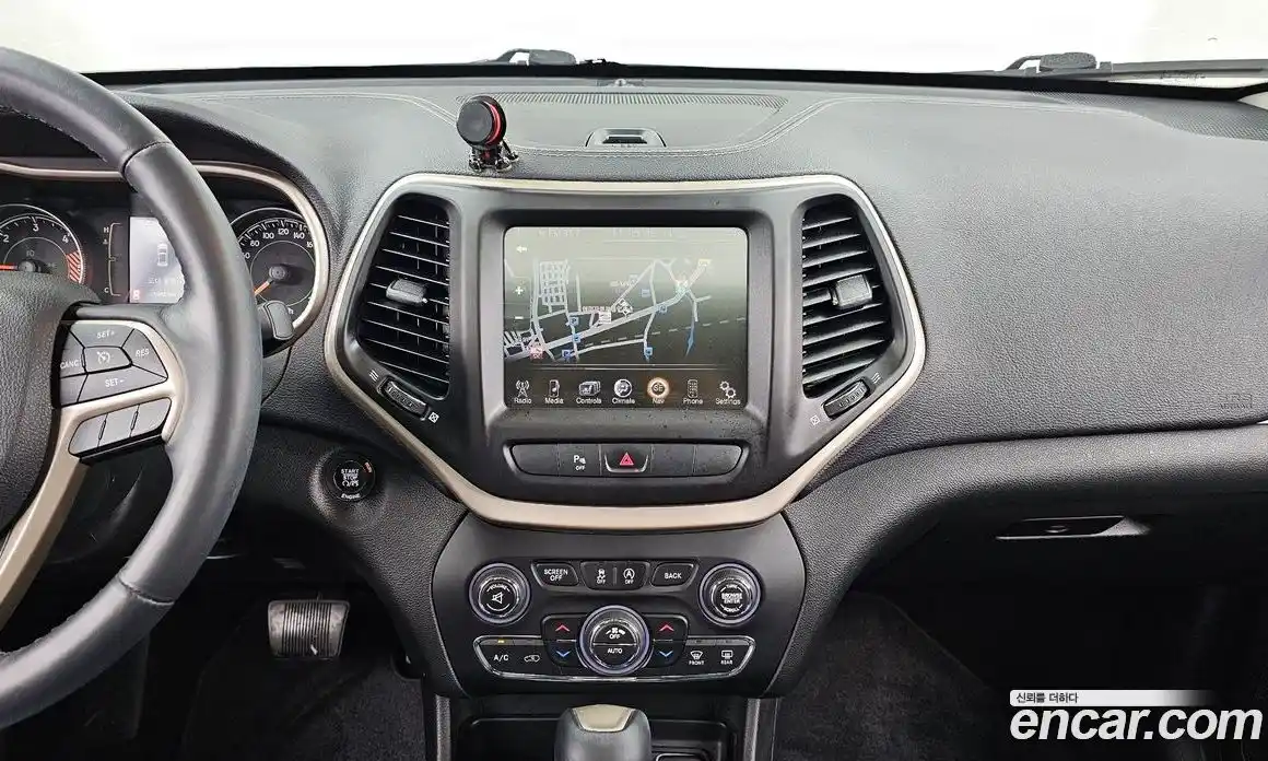 Jeep Cherokee 2015 2.0 гидро в Москве № 1350601, фото 14