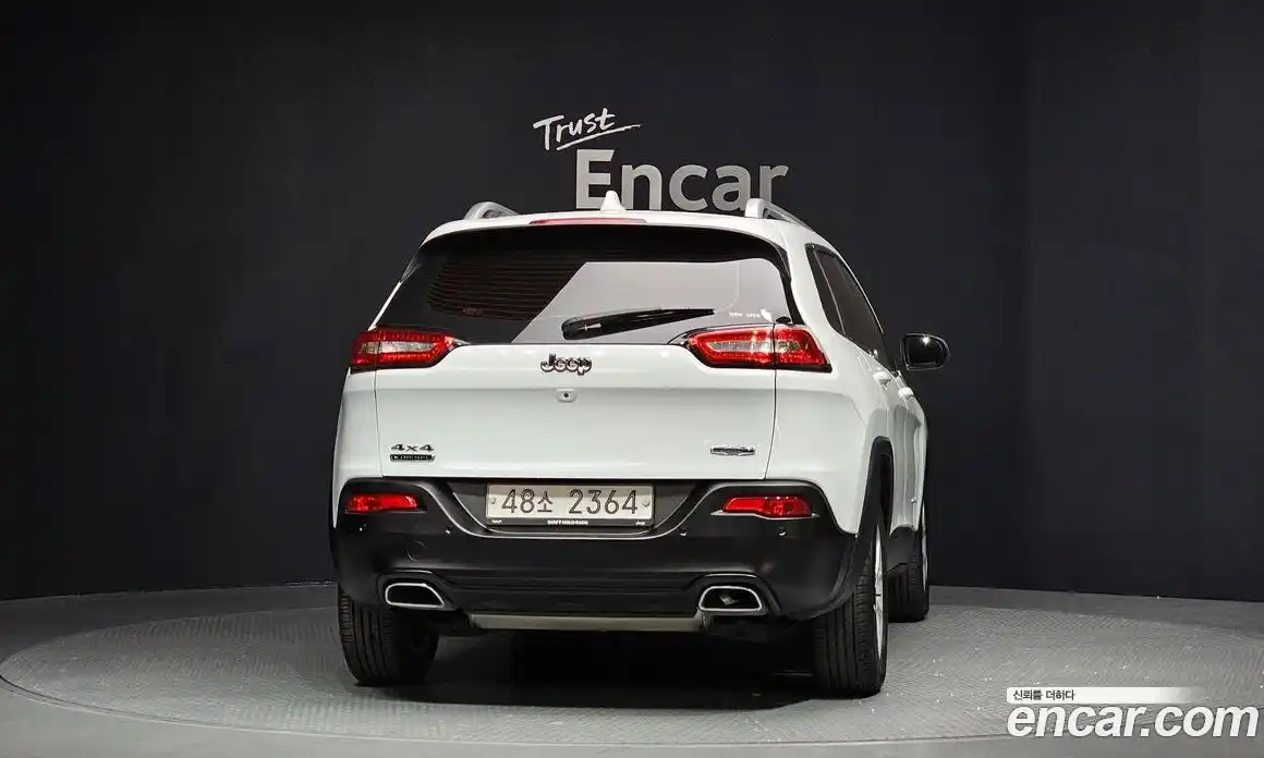 Jeep Cherokee 2015 2.0 гидро в Москве № 1350601, фото 4