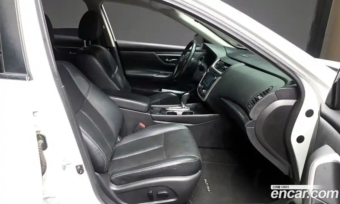 Nissan Altima 2016 2.5 гидро в Москве № 1351263, фото 12