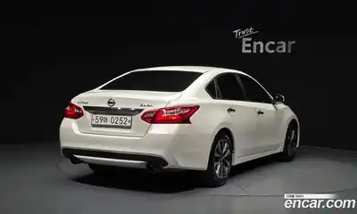 Nissan Altima 2016 2.5 гидро в Москве № 1351263, миниатюра 2