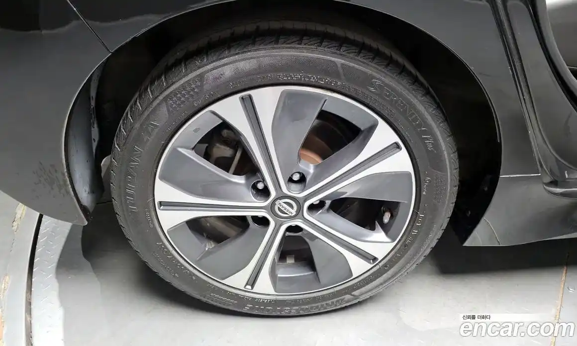Nissan Leaf 2019 0.1 гидро в Москве № 1351271, фото 5