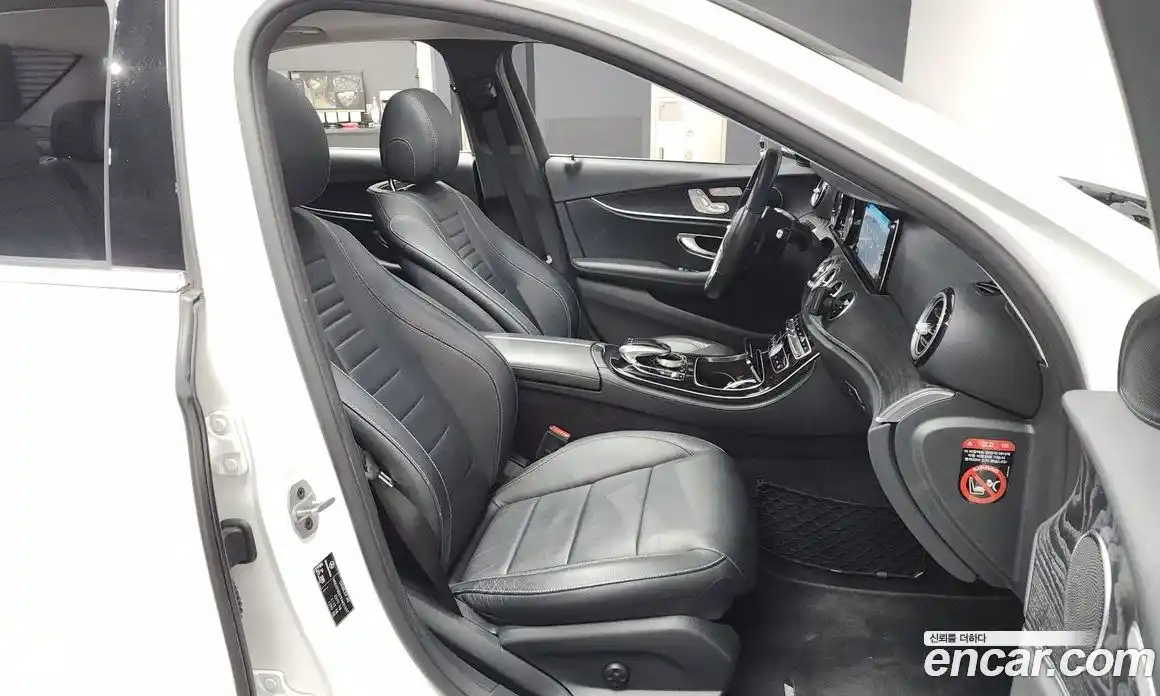 Mercedes-Benz E-Class 2019 1.9 гидро в Москве № 142729, фото 11