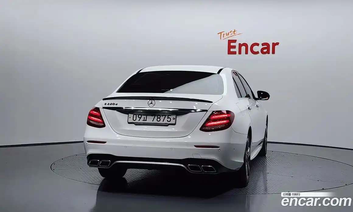 Mercedes-Benz E-Class 2019 1.9 гидро в Москве № 142729, фото 4