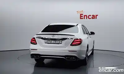 Mercedes-Benz E-Class 2019 1.9 гидро в Москве № 142729, миниатюра 4