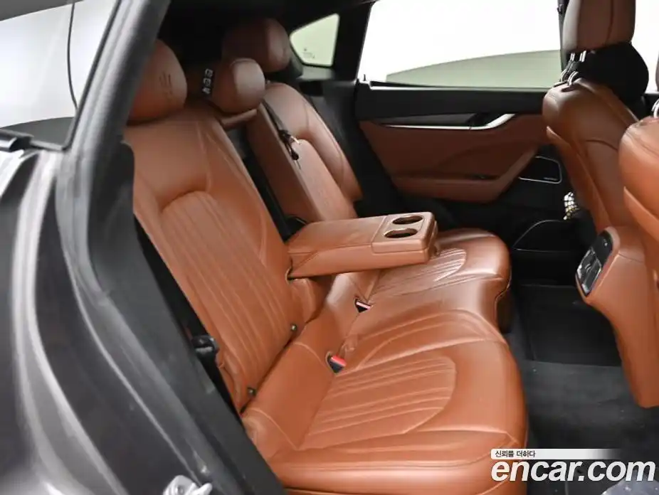 Maserati Levante 2016 3.0 гидро в Москве № 256026, фото 20