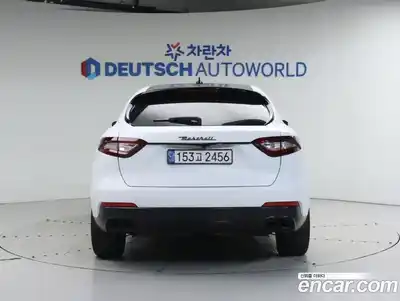 Maserati Levante 2016 3.0 гидро в Москве № 256026, миниатюра 4