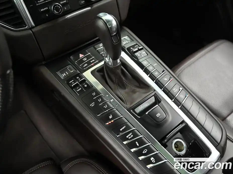 Porsche Macan 2014 3.6 гидро в Москве № 545745, фото 10