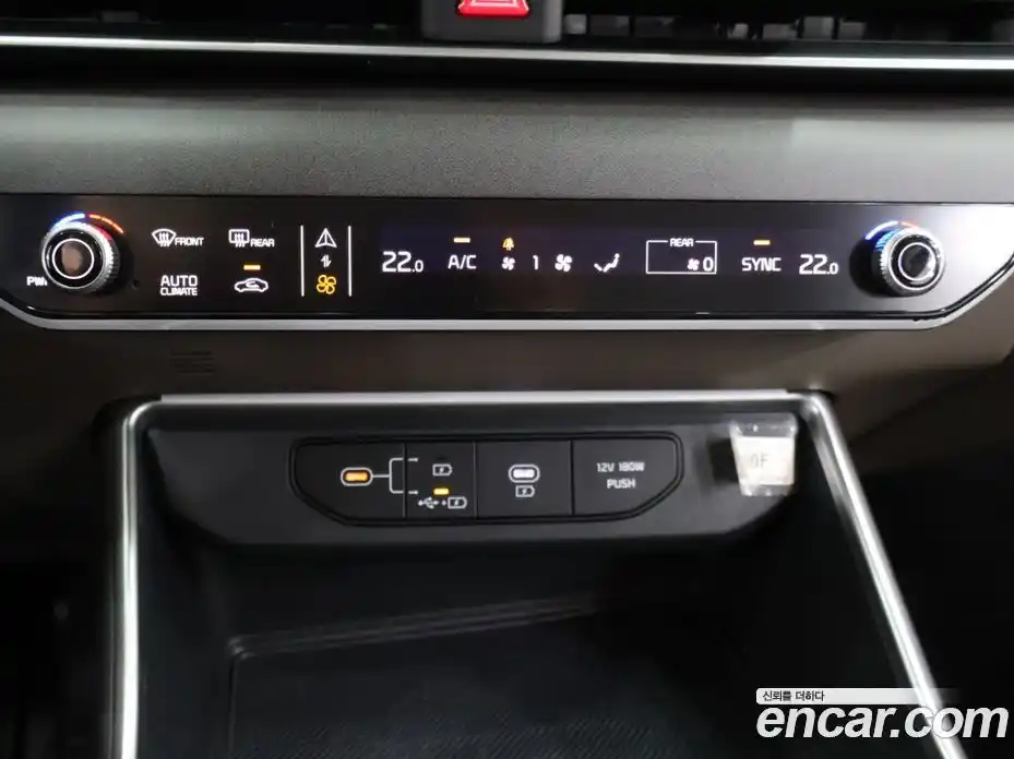 Kia Canival 2025 2.2 Автомат в Москве № 1318213, фото 16