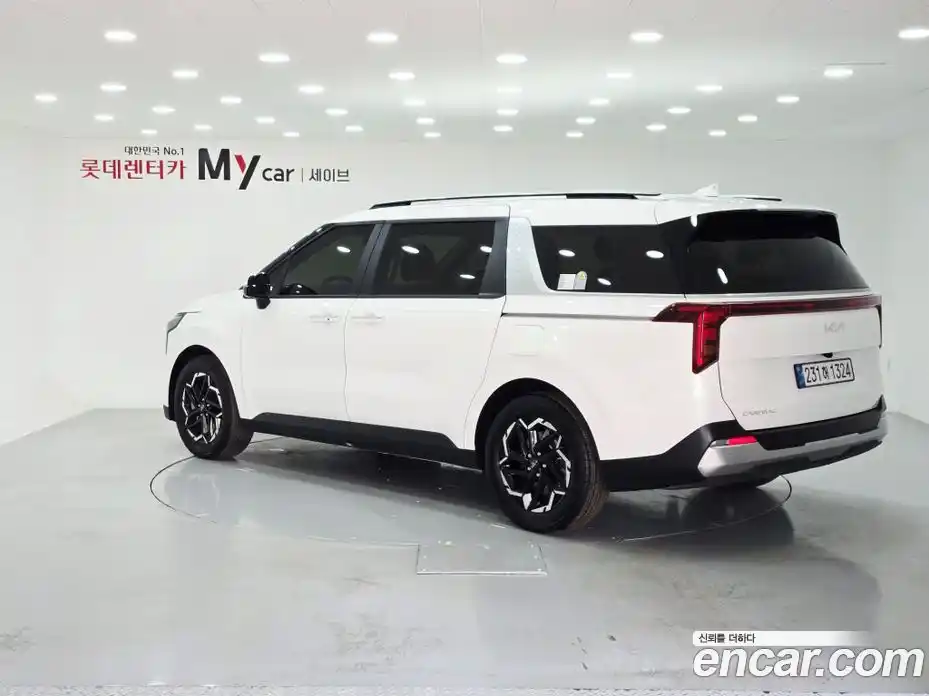 Kia Canival 2025 2.2 Автомат в Москве № 1318213, фото 3